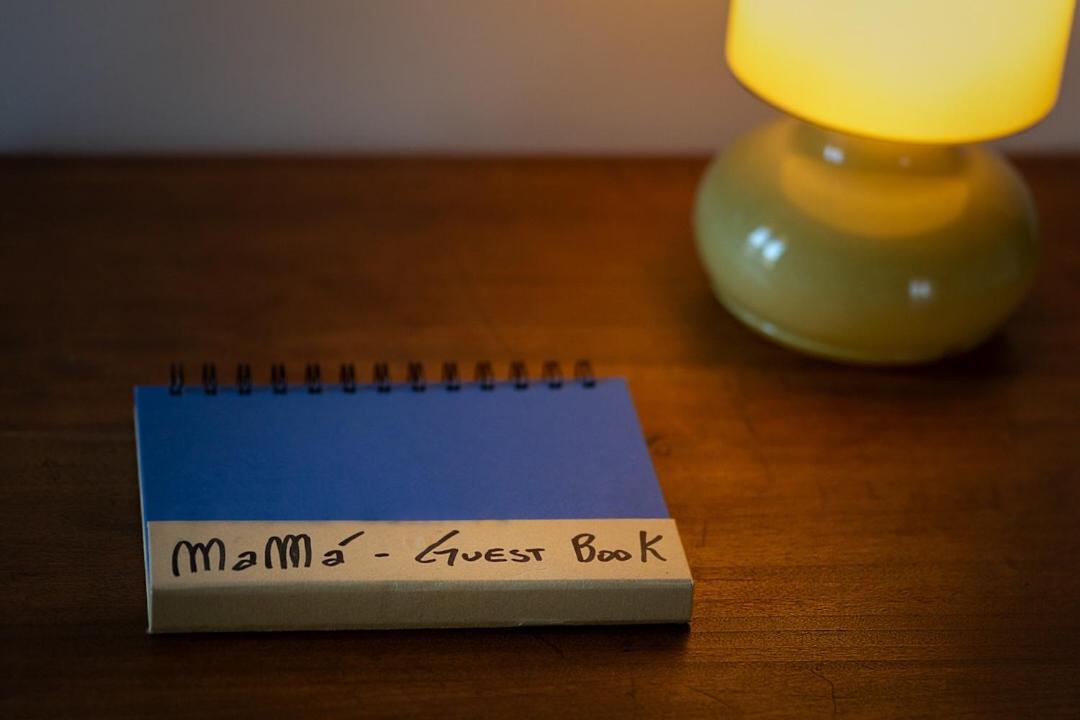 Mama Suite Лече Екстериор снимка